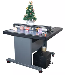 Digital flatbed cutter